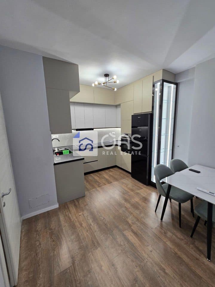 Jepet me qera apartament 1+1+P Laprake (KOMPLEKSI E 88) 2