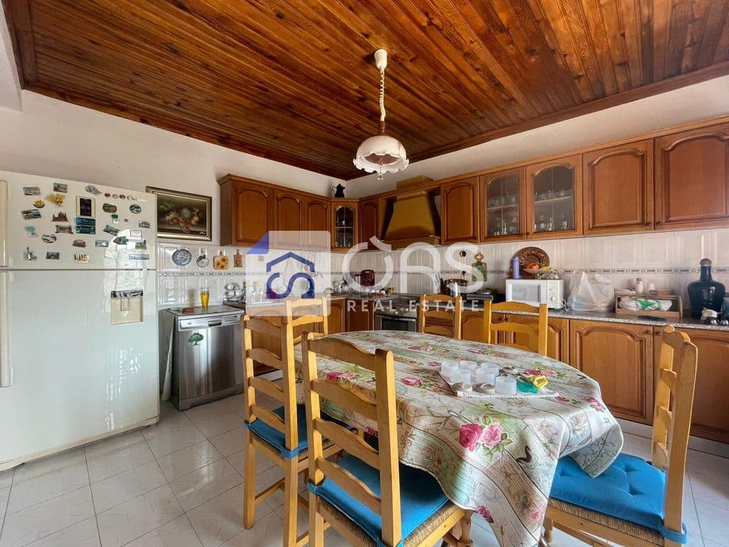 Jepet me qera Apartament 2+1 tregu elektrik 2