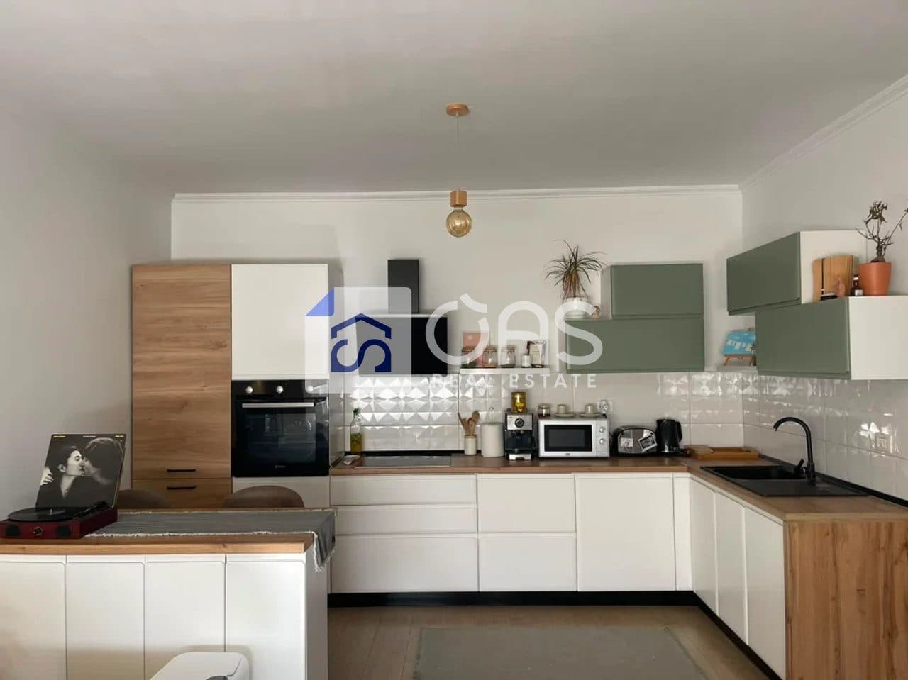 Jepet me qera apartament 1+1 ne Don Bosko