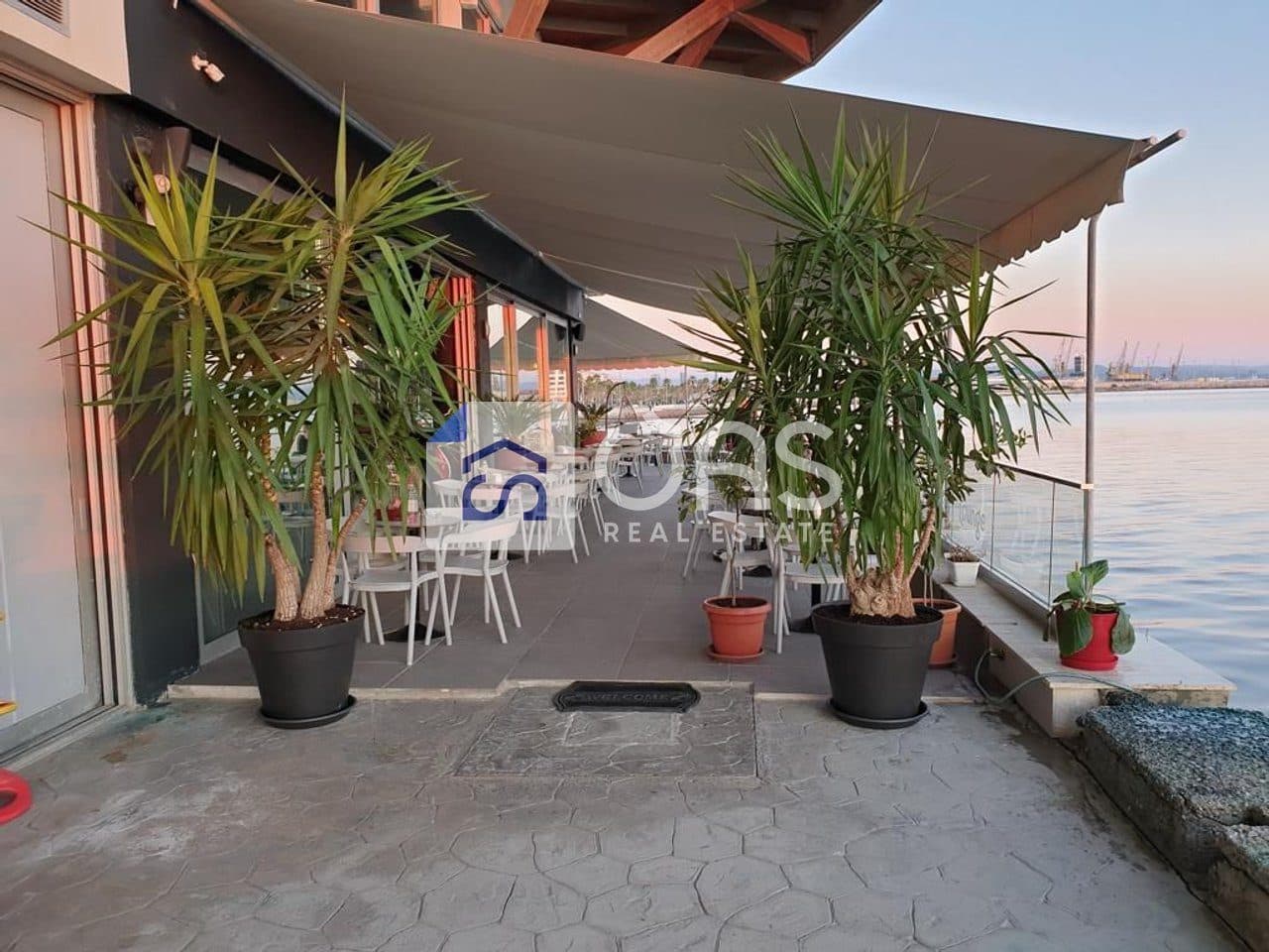 Shitet lokal "LOUNGE" tek Vollga ne Durres. 3