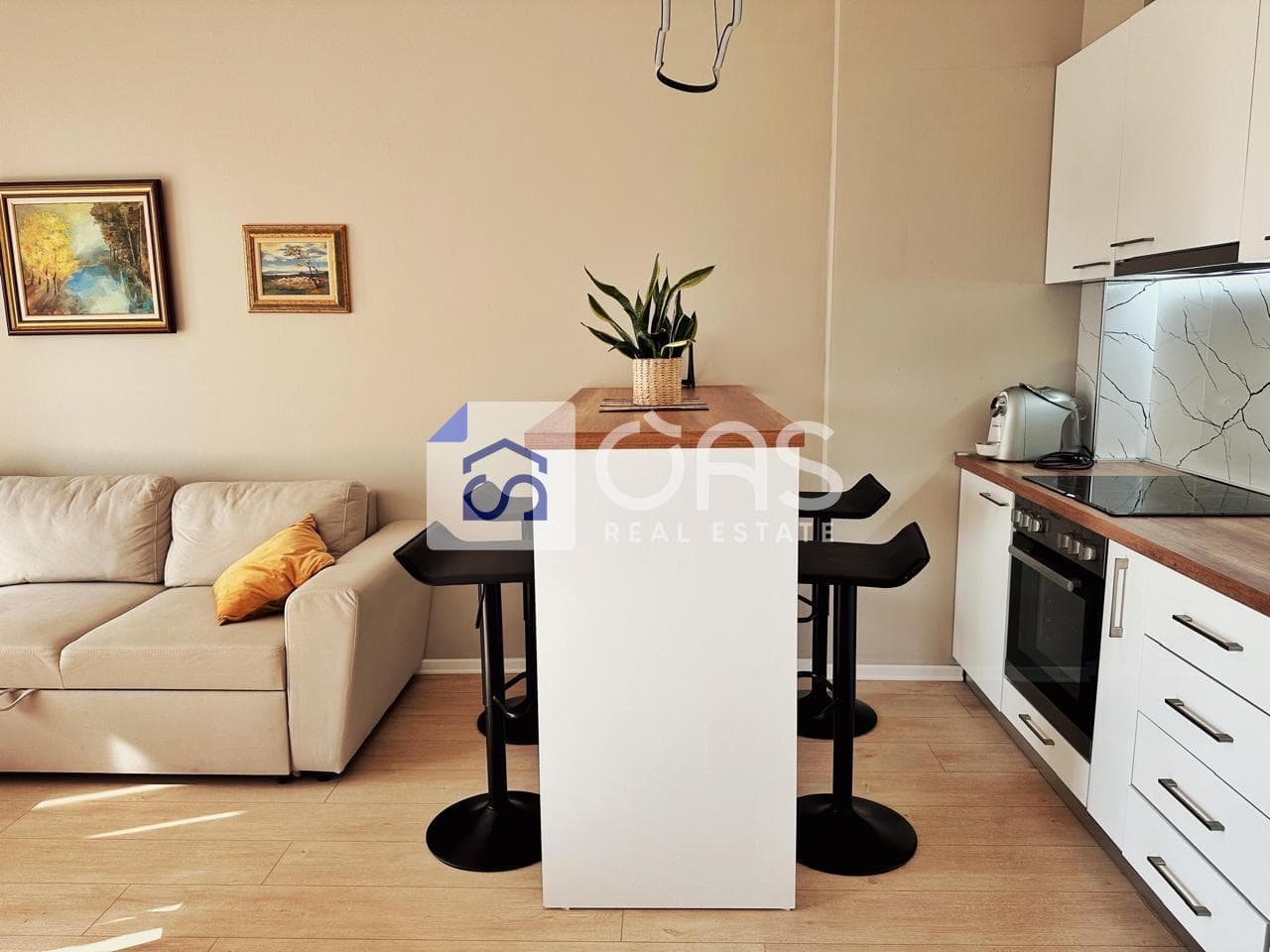 Jepet me qera apartament 1+1 tek shkolla e baletit(Rruga e elbasanit)