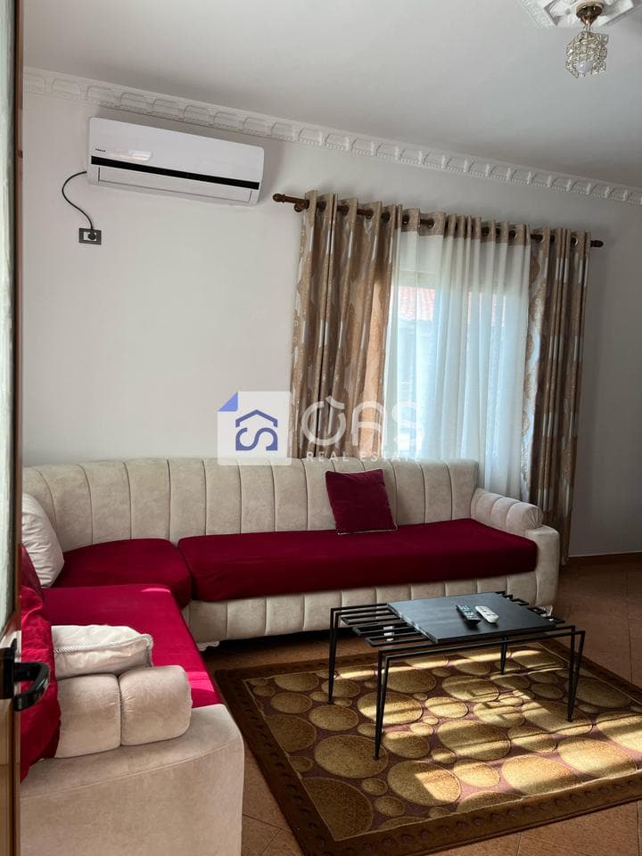 Jepet me qera apartament 2+1+ post parkimi te Siri Kodra. 2