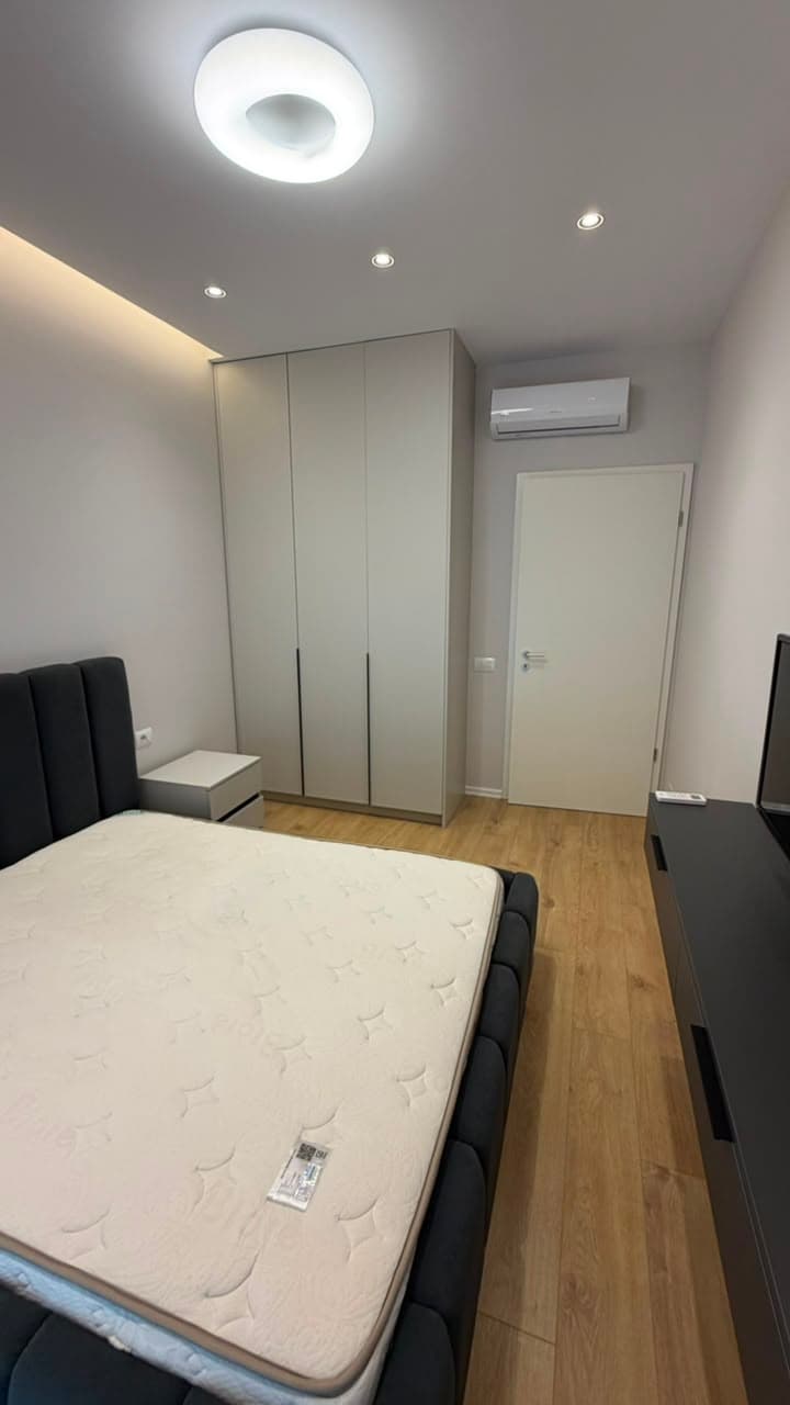 Jepet me qera apartament 1+1 tek Siri Kodra (Pallati Kontakt) 3