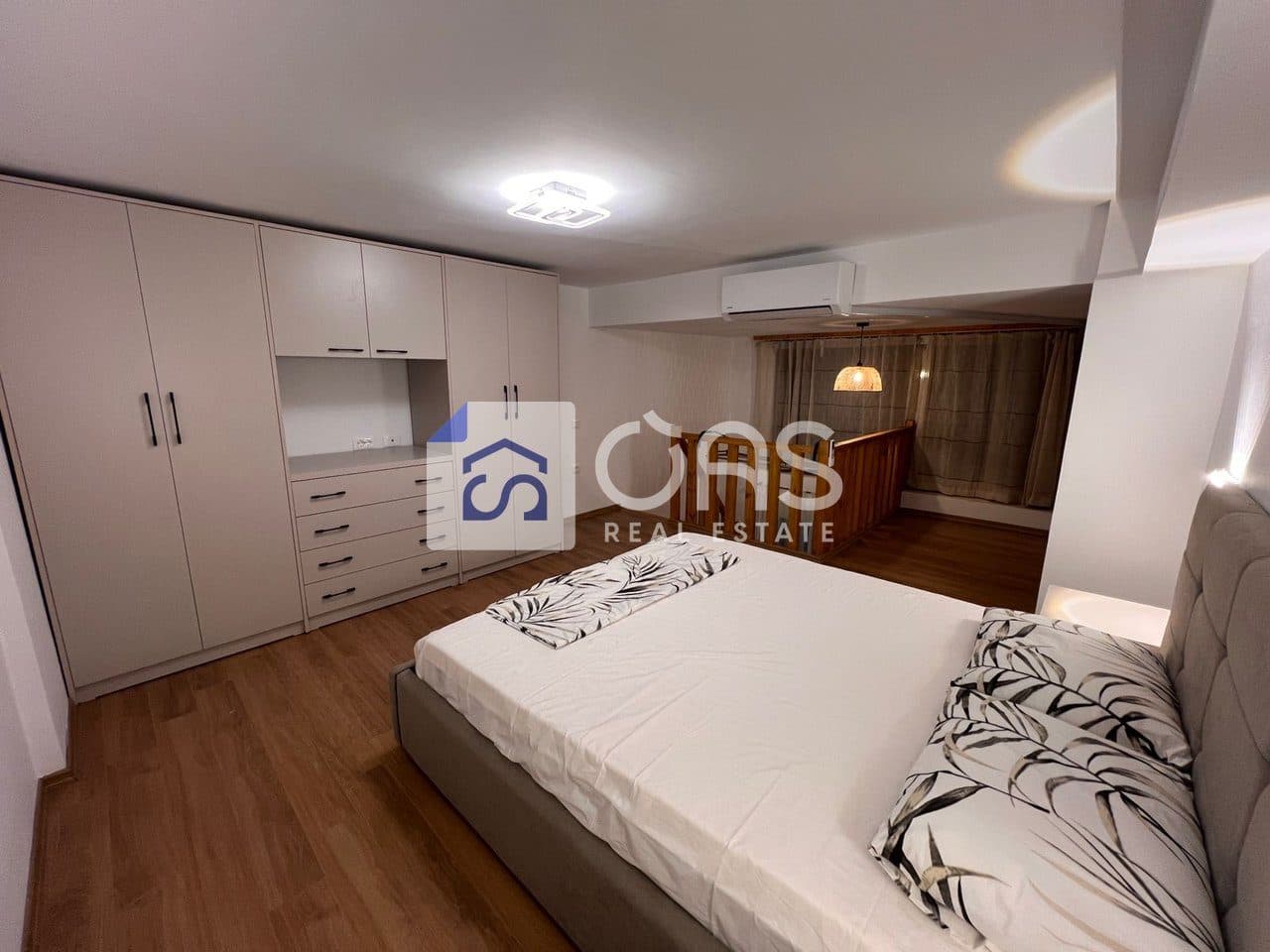 Jepet apartament Dublex me qera 1+1 tek Shkolla e Kuqe 4