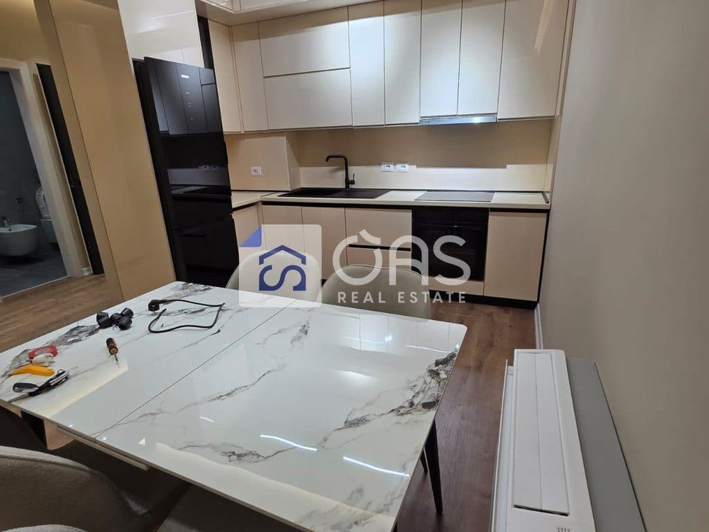 Jepet me qera apartament 1+1 ne 5 Maj. 2