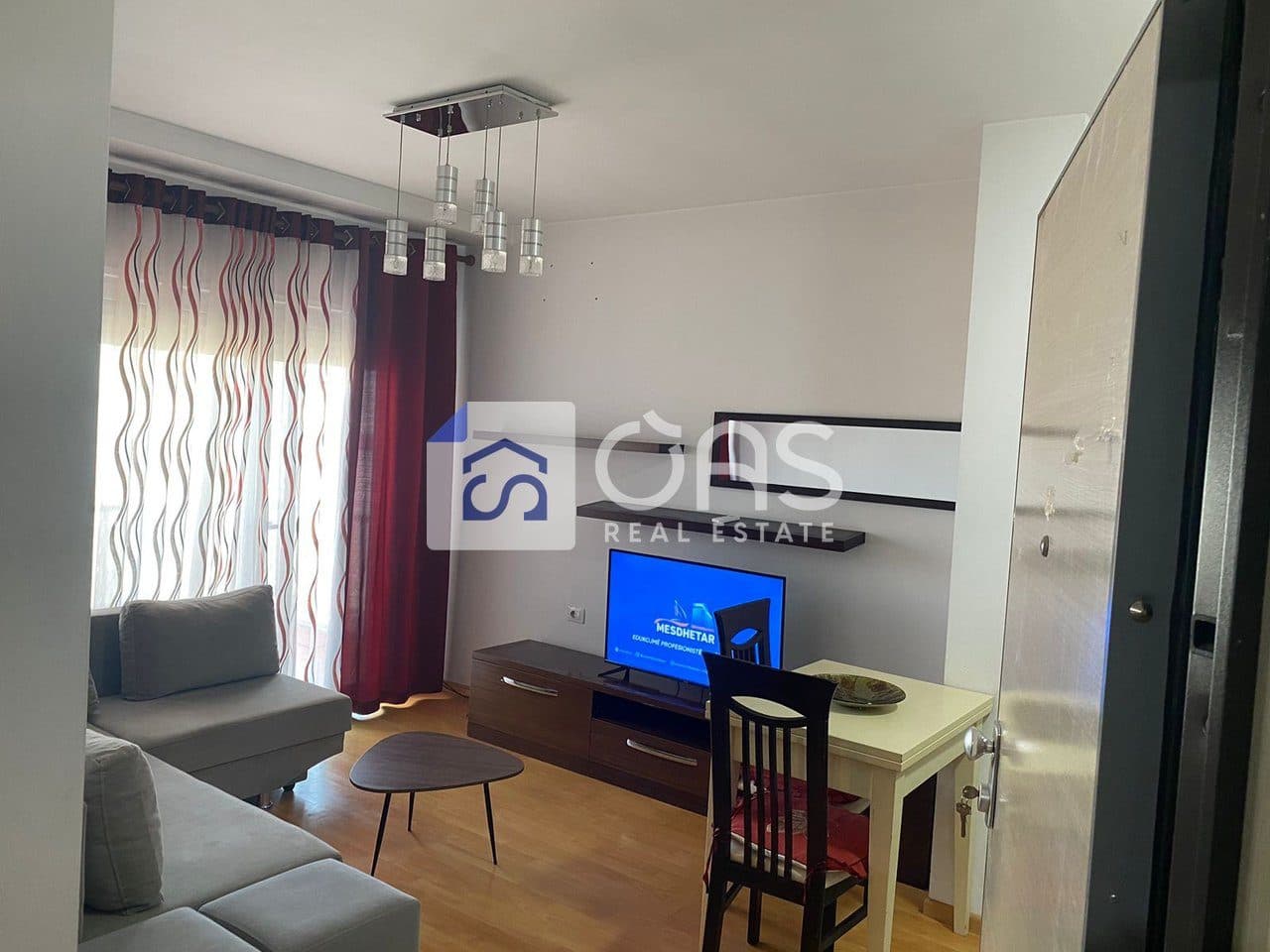 Jepet Apartment me qera 1+1 XHAMLLIK 4