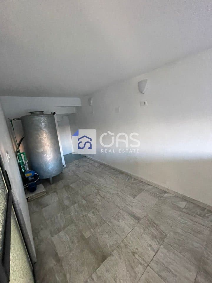 Jepet ambient biznesi 3+3 tek Pazari i ri 3