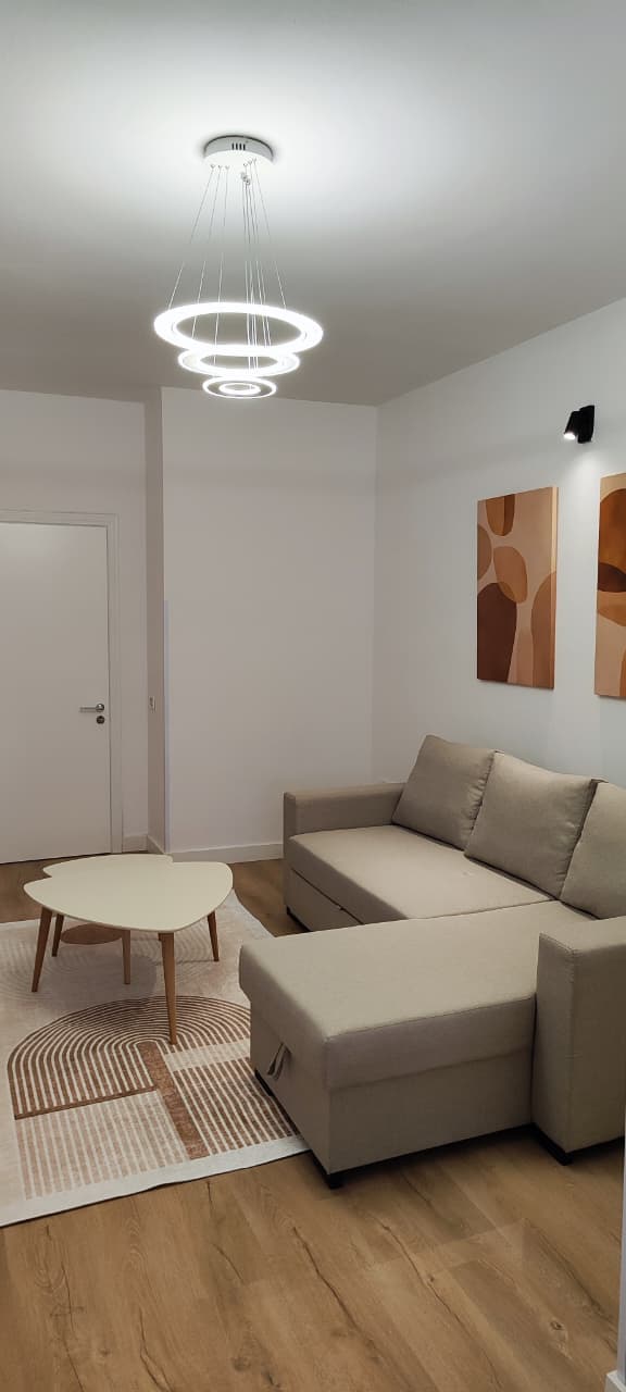 Jepet me qira apartamenti 1+1 qender 2