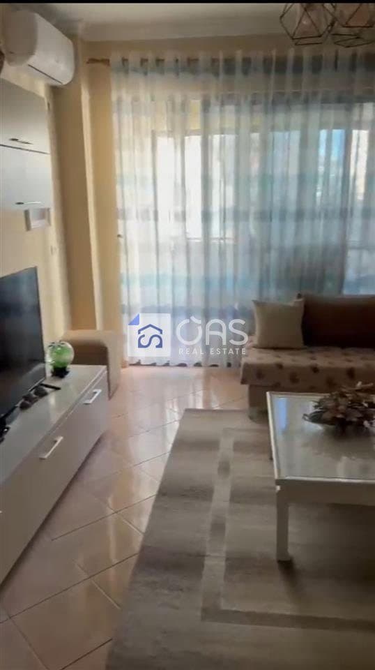 Jepet me qera apartamenti 2+1+2 yzberisht