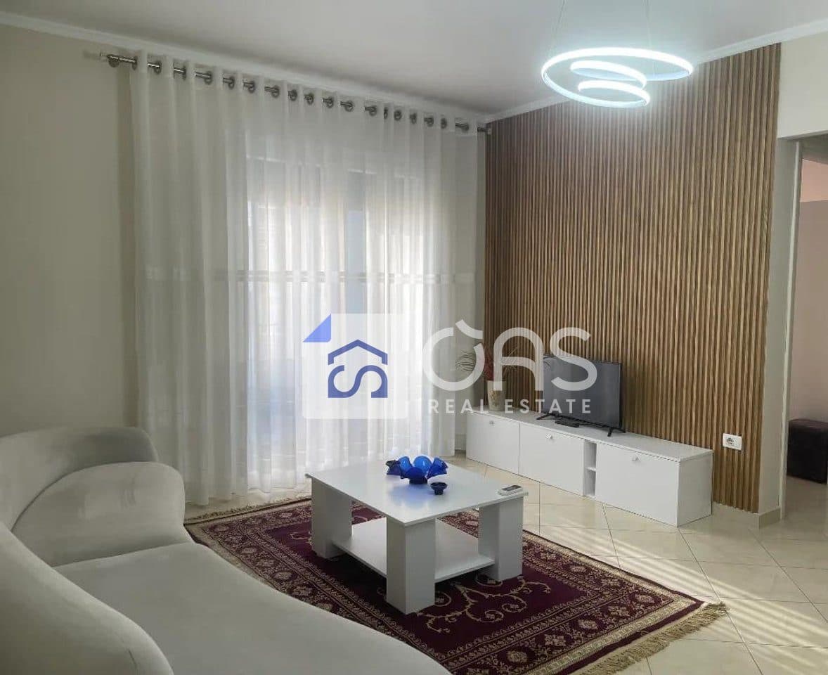 Jepet me qera apartament 1+1 te Bulevardi Zogu i Pare