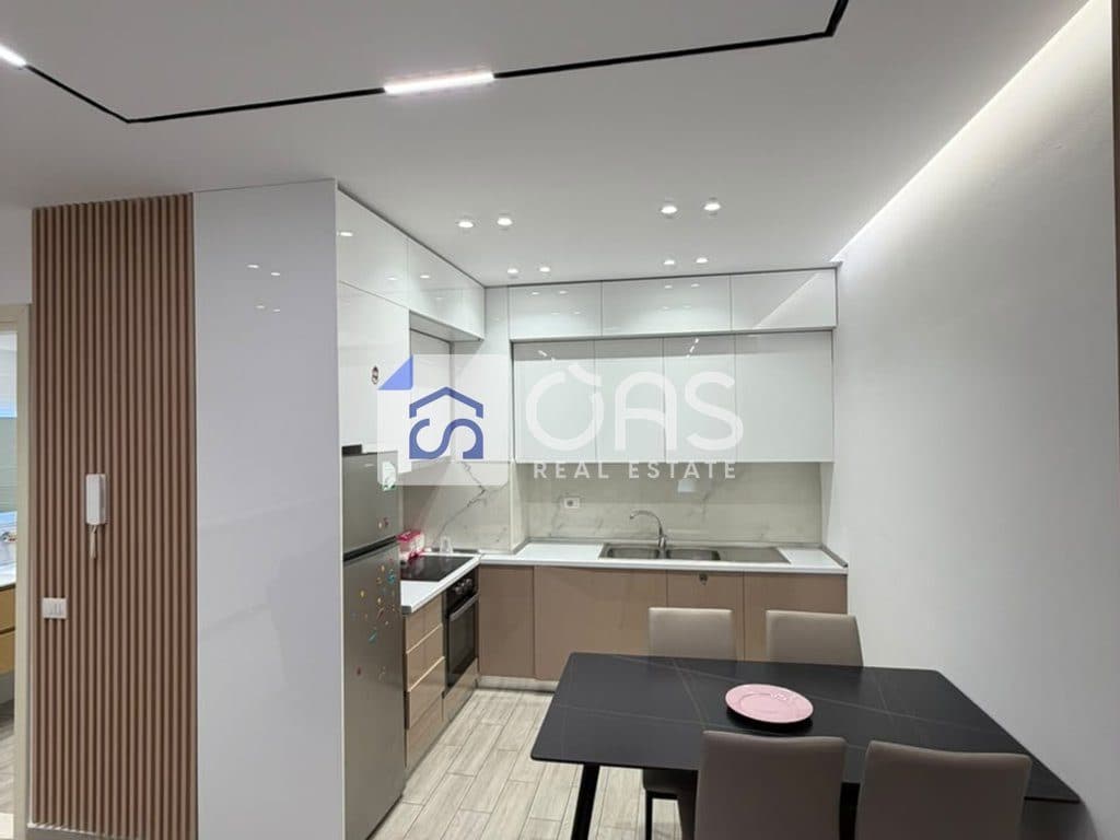 Jepet me qera apartament 1+1 ne Qender 3