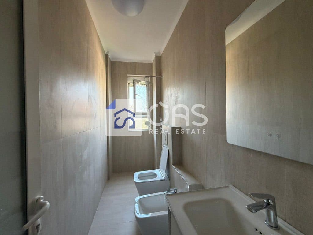 Shitet apartament 1+1 tel Rruga Dritan Hoxha. 4