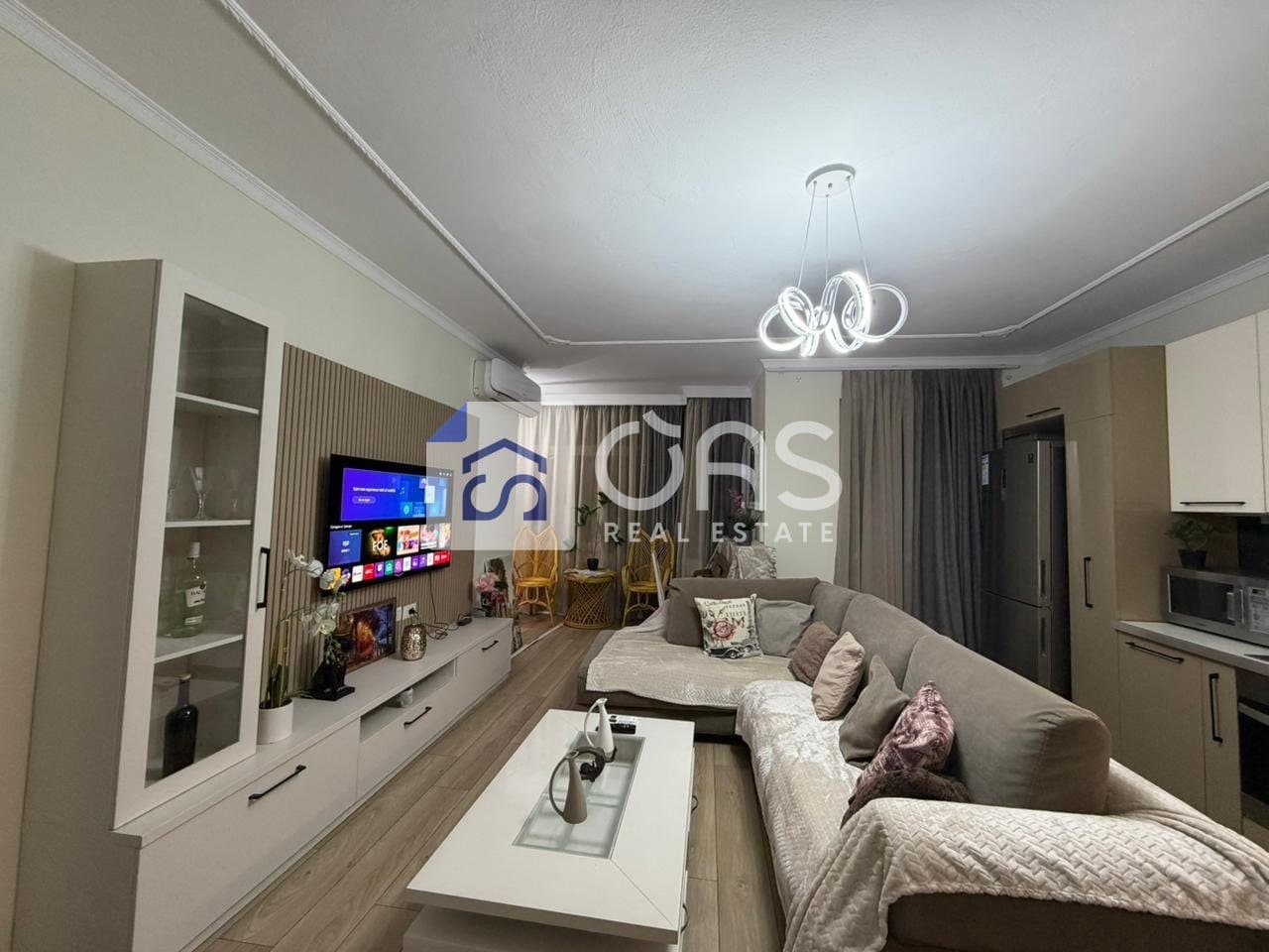Jepet me qera apartament 3+1+2 ne Bllok