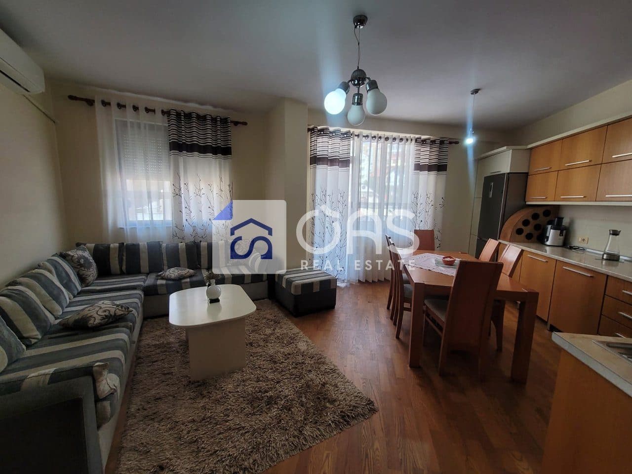 Shitet Apartament 1+1 Ne Fresk 3