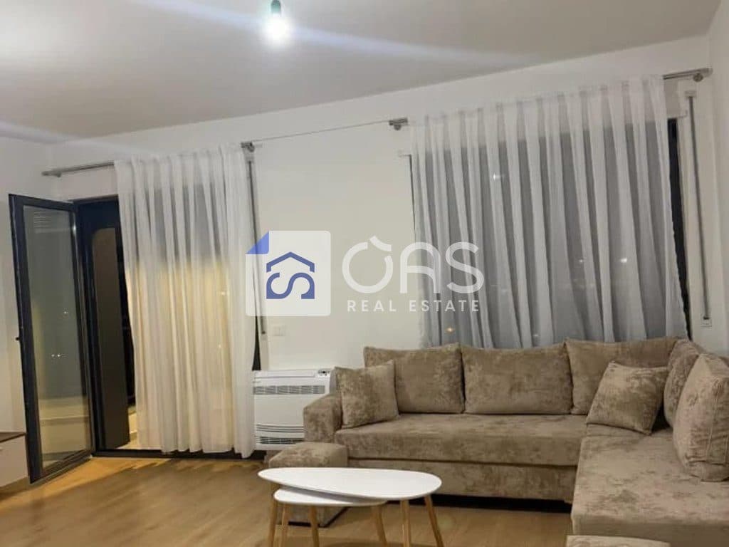 Jepet me qera apartament 1+1 ne Bulevardin e Ri. 2