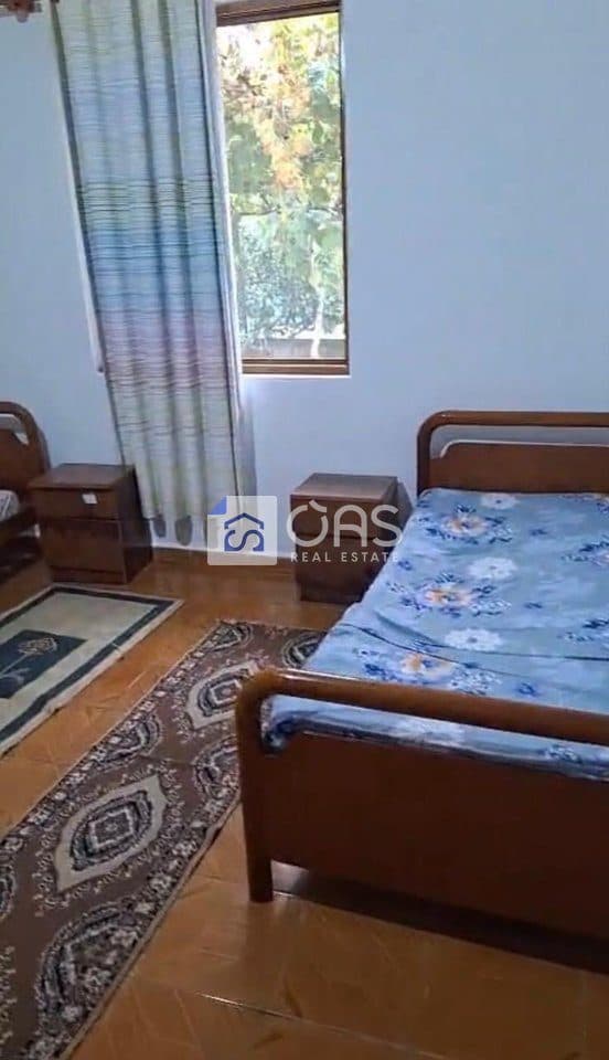 Jepet apartament me qera 1+1+Post parkimi ne Bulevardi i Ri