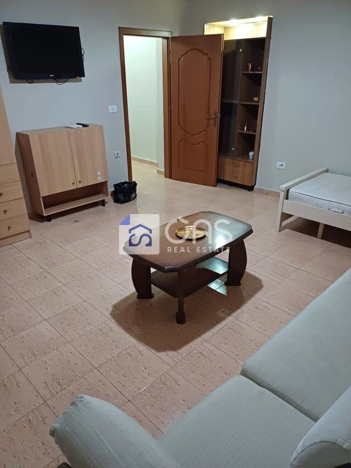 Apartament 2+1 Me Qira në Sheshi Willson, Tiranë - 650€ | 84 m² 2
