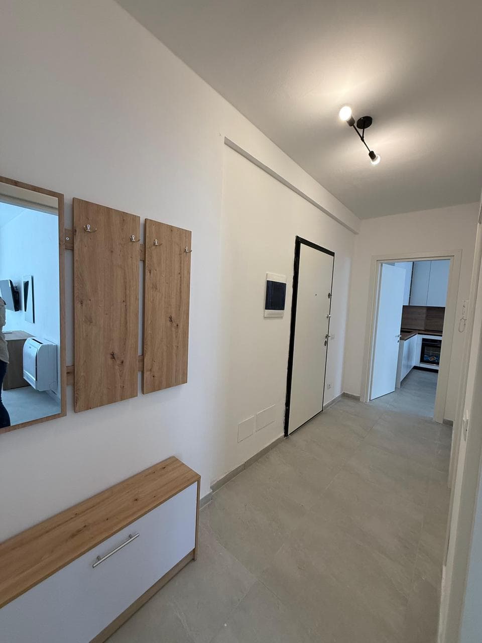 Jepet me qera apartament 2+1+Ballkon tek Univers City 3