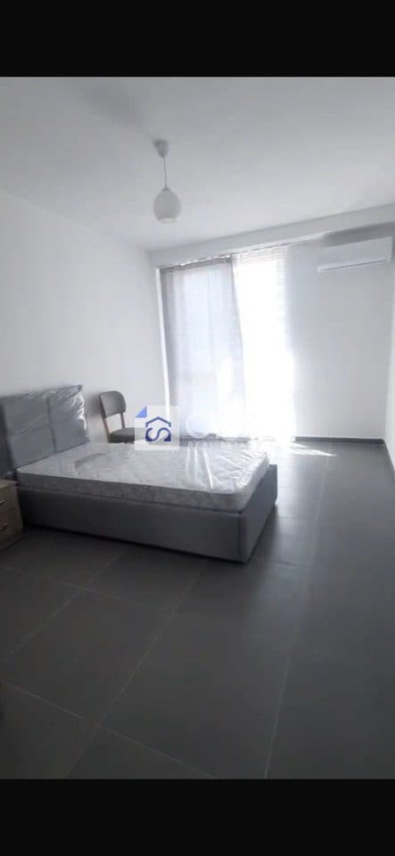 Jepet me qera apartamenti 3+1 5 maj (pallatet e bashkis) 2