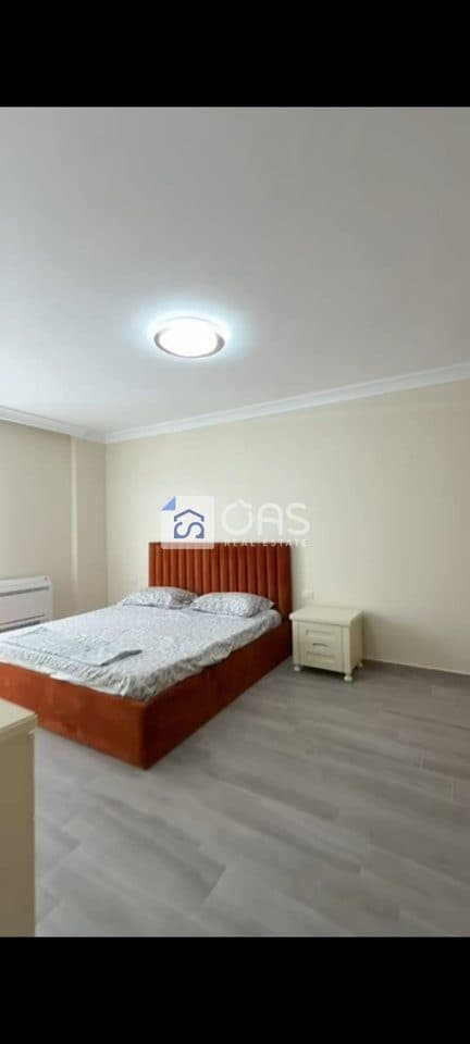 Jepet Apartament me qera 1+1 Ne 5 Maj