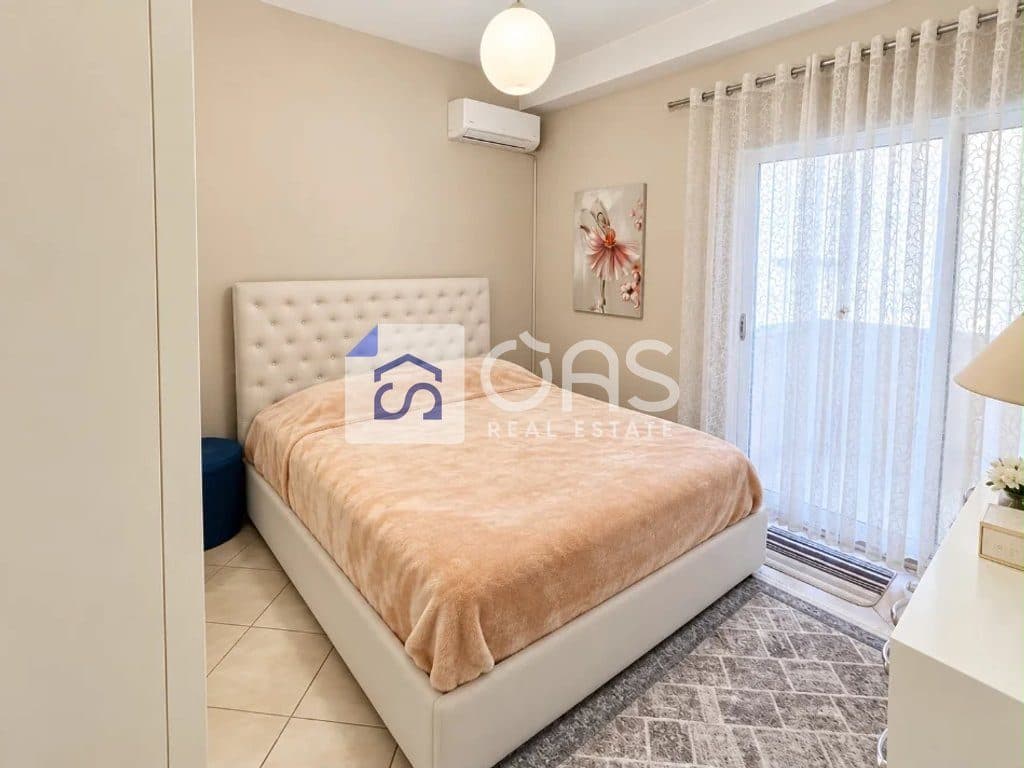 Jepet me qera Apartamenti 2+1+2 Kristal center 3