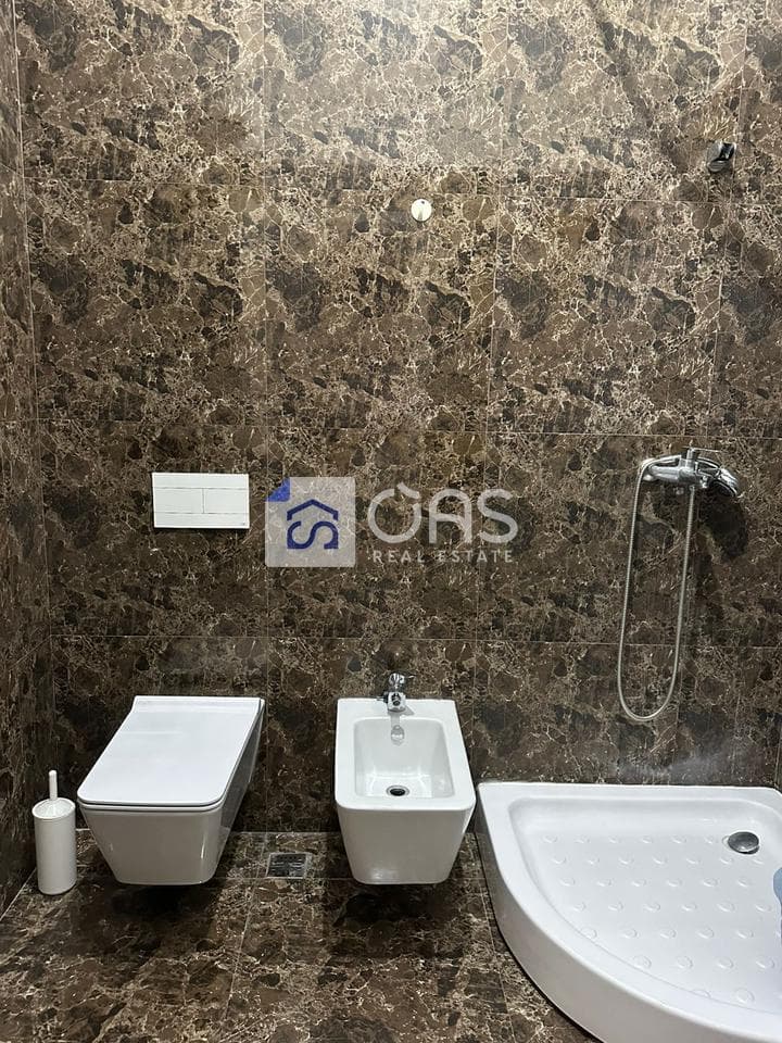 Jepet me qera apartament 2+1 te Zogu I Zi 4