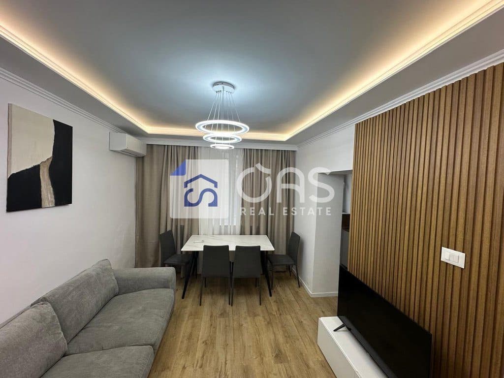 Jepet me qera Apartamenti 2+1 Te 21 Dhjetori