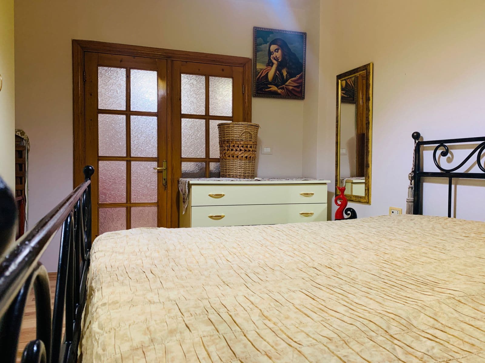 Jepet apartament me qera 1+1 ne Don Bosko. 650 euro 3