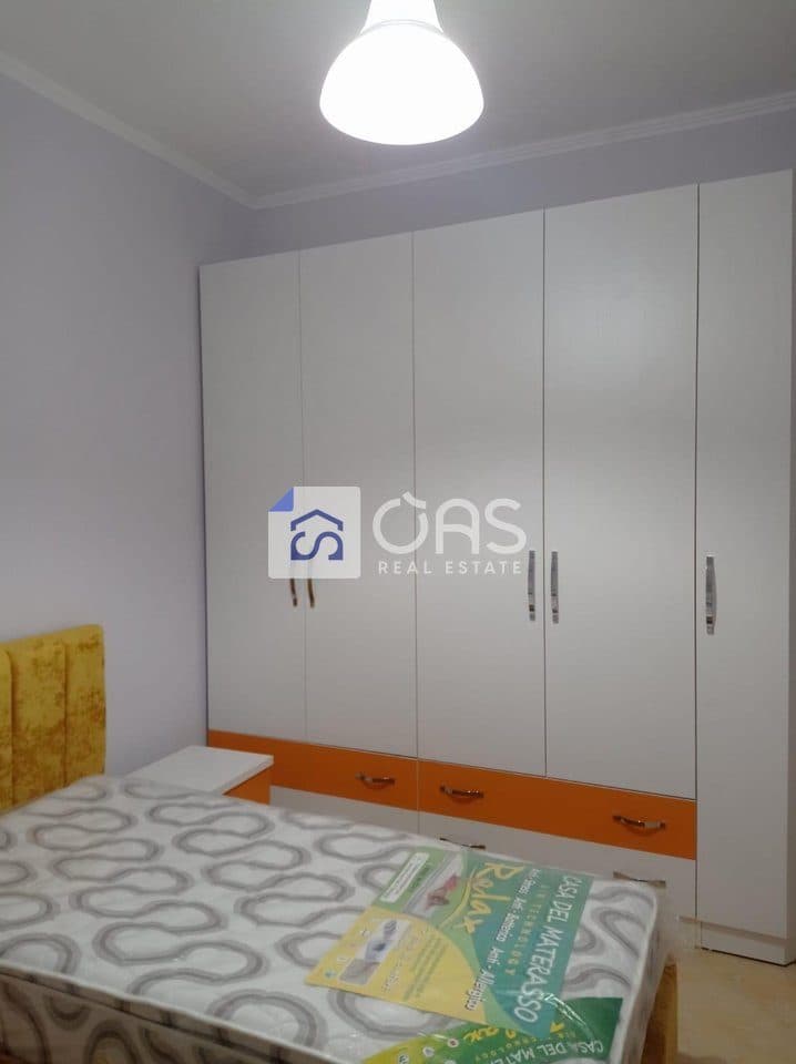 Jepet me qera apartamenti 2+1 universiteti europian 3