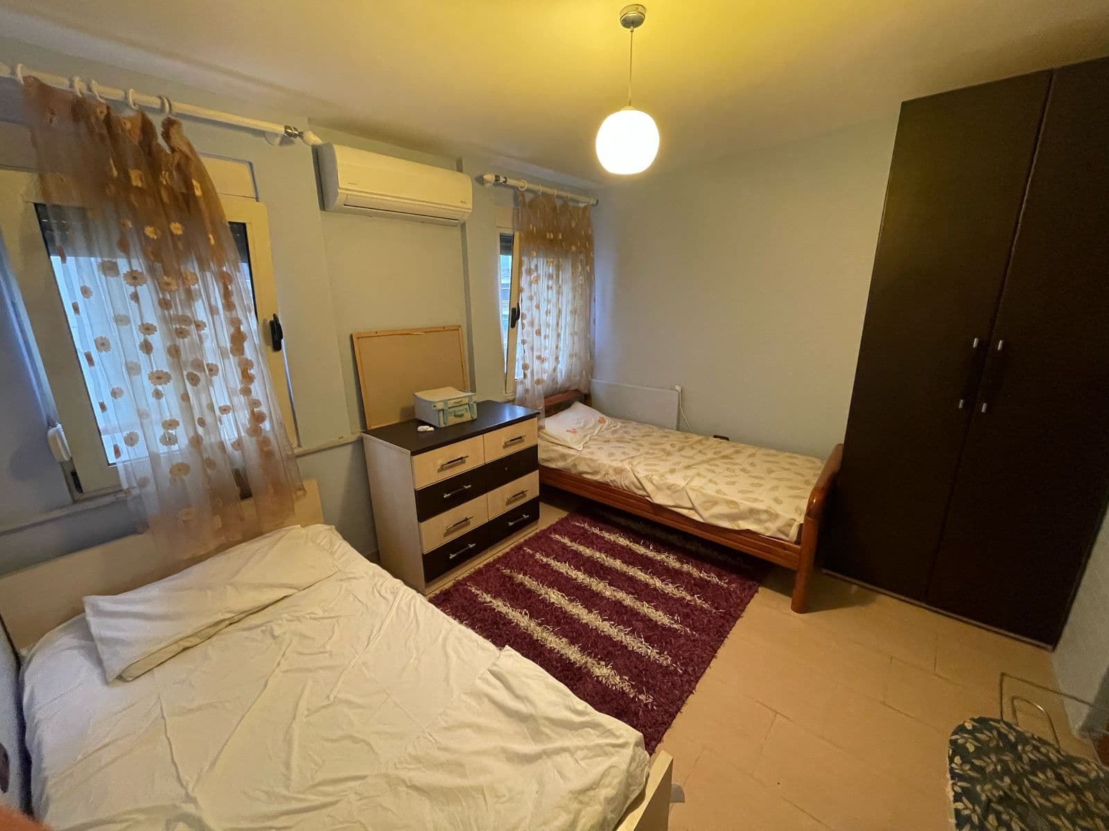 Jepet me qira Apartamenti 3+1+2 Tregu Elektrik 4