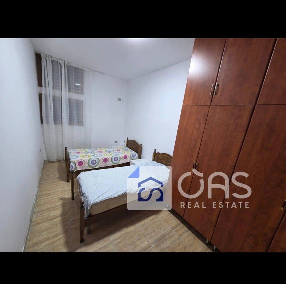Jepet apartament 2+1 me qera Ne Don Bosko ne shtepi private 40.000 leke 4