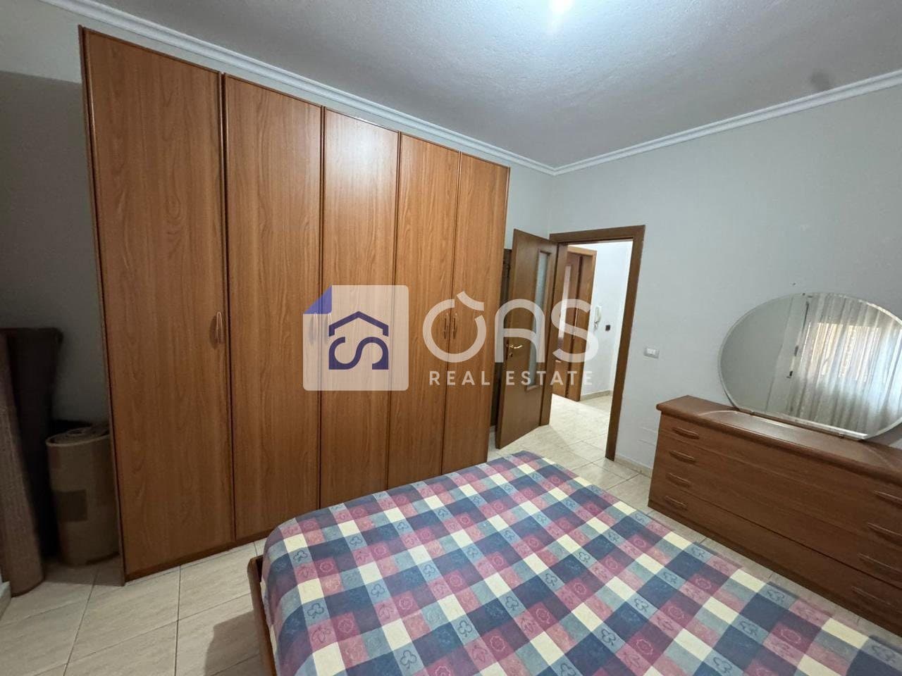Jepet apartament me qera 1+1 Kodra Diellit 3