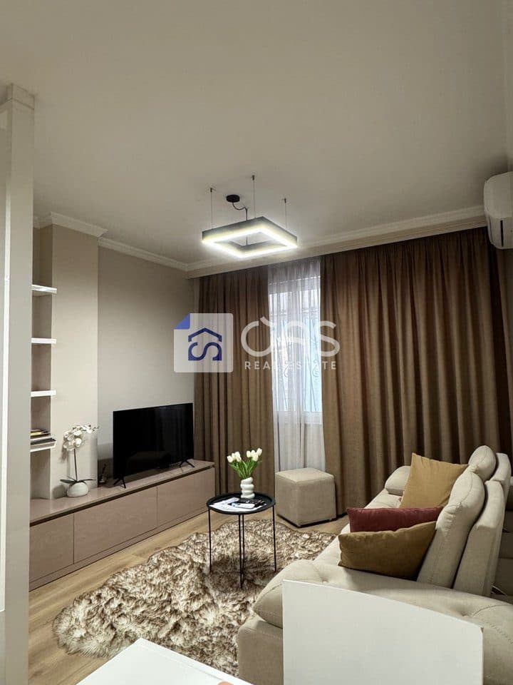 Jepet me qera Apartament 1+1 Ne Bllok 3