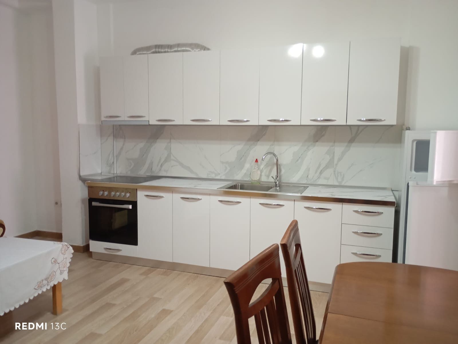 Apartament 2+1 Me Qira në Fresku, Tiranë - 400€ | 95 m² 3