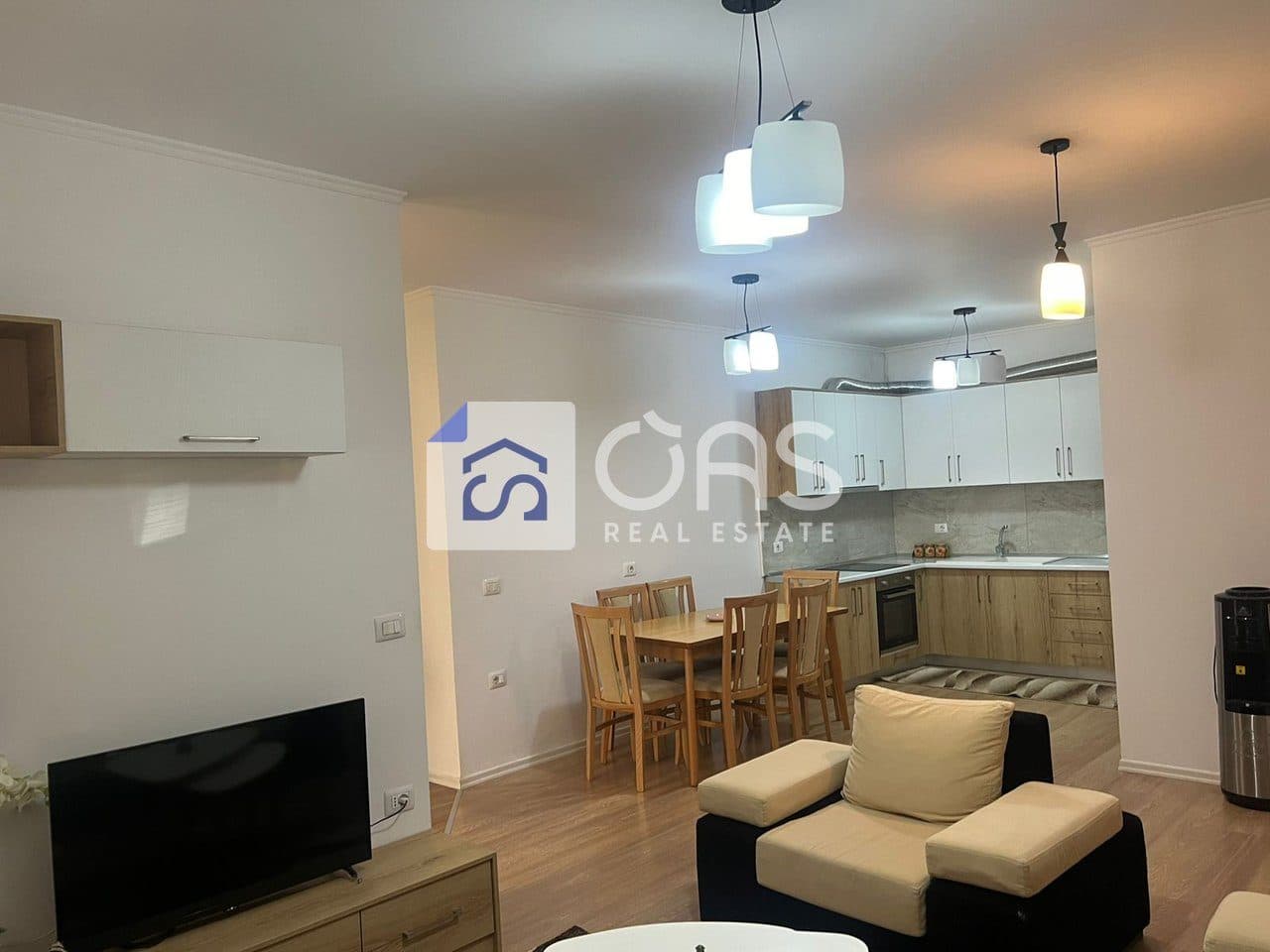 Jepet apartament me qera 3+1 te Kodra e Diellit 3
