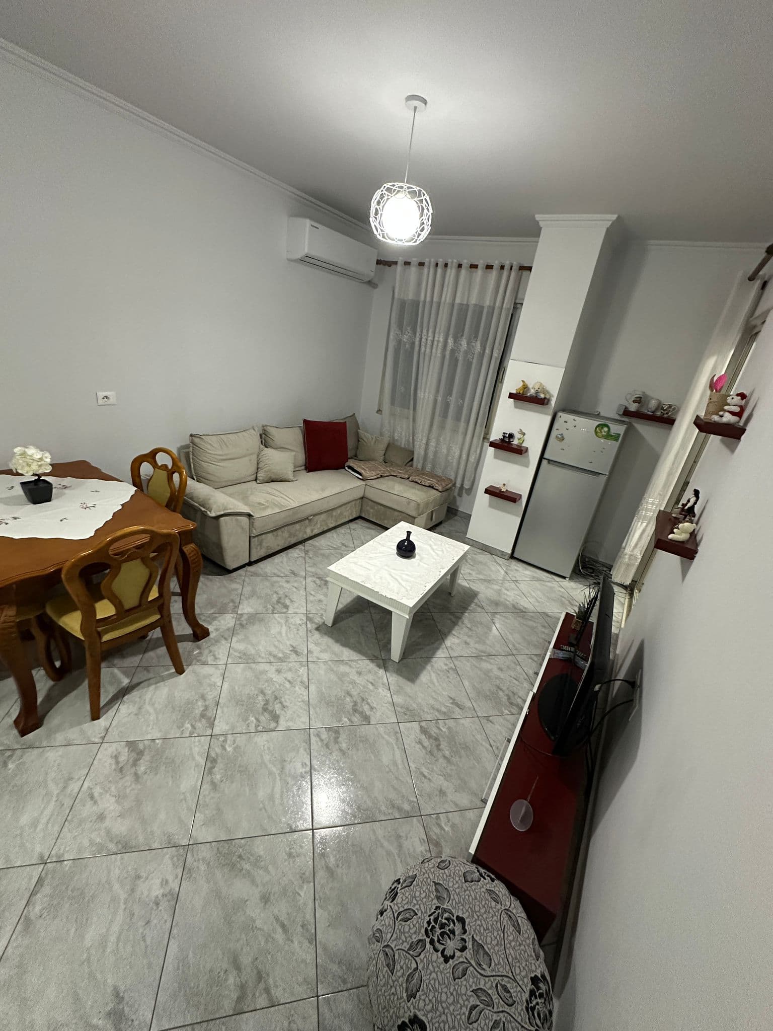 Apartament me qera 2+1 Ne Astir