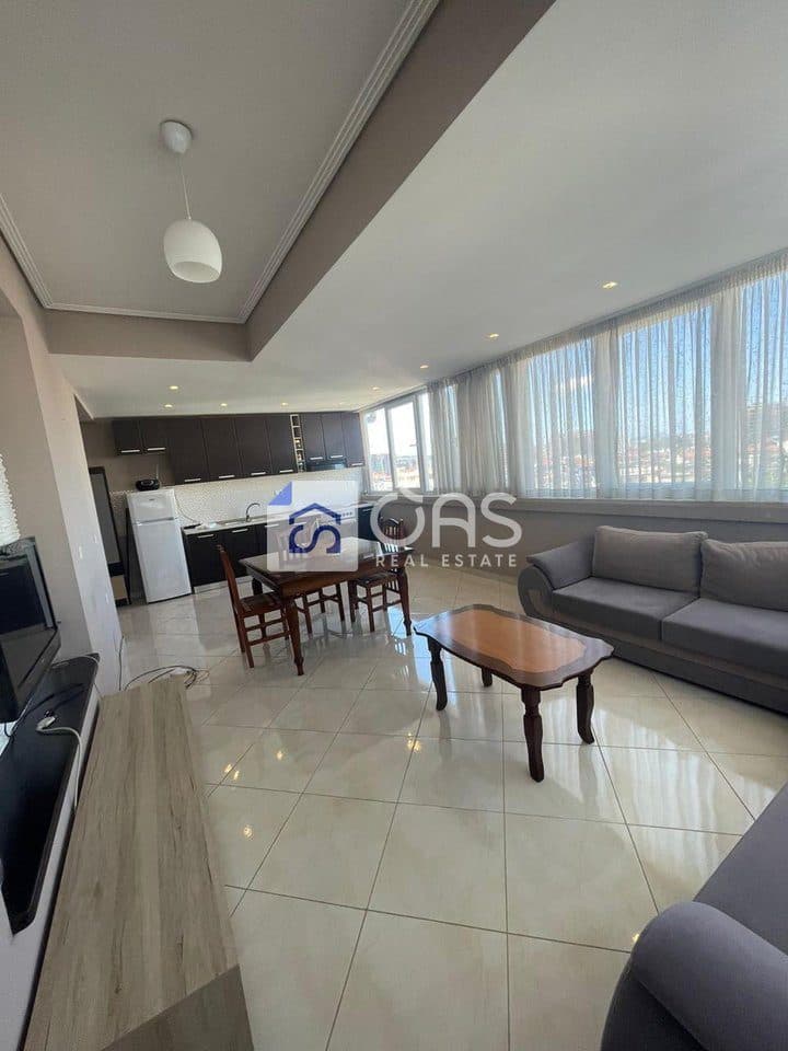 Shitet apartament 2+1 tek ish Parku 2