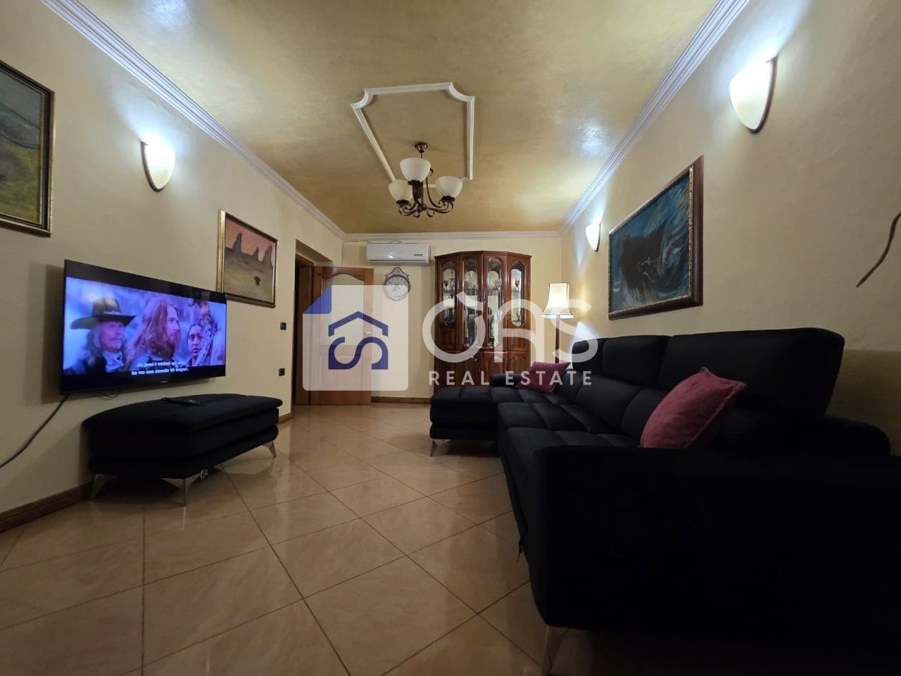 Shitet apartament 3+1+2 tek 21 Dhjetori
