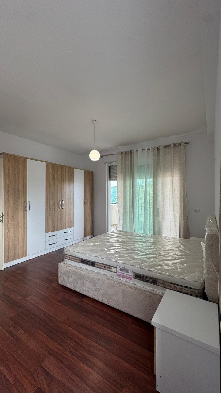 Jepet me qera apartament 2+1 tek Kodra Diellit 3