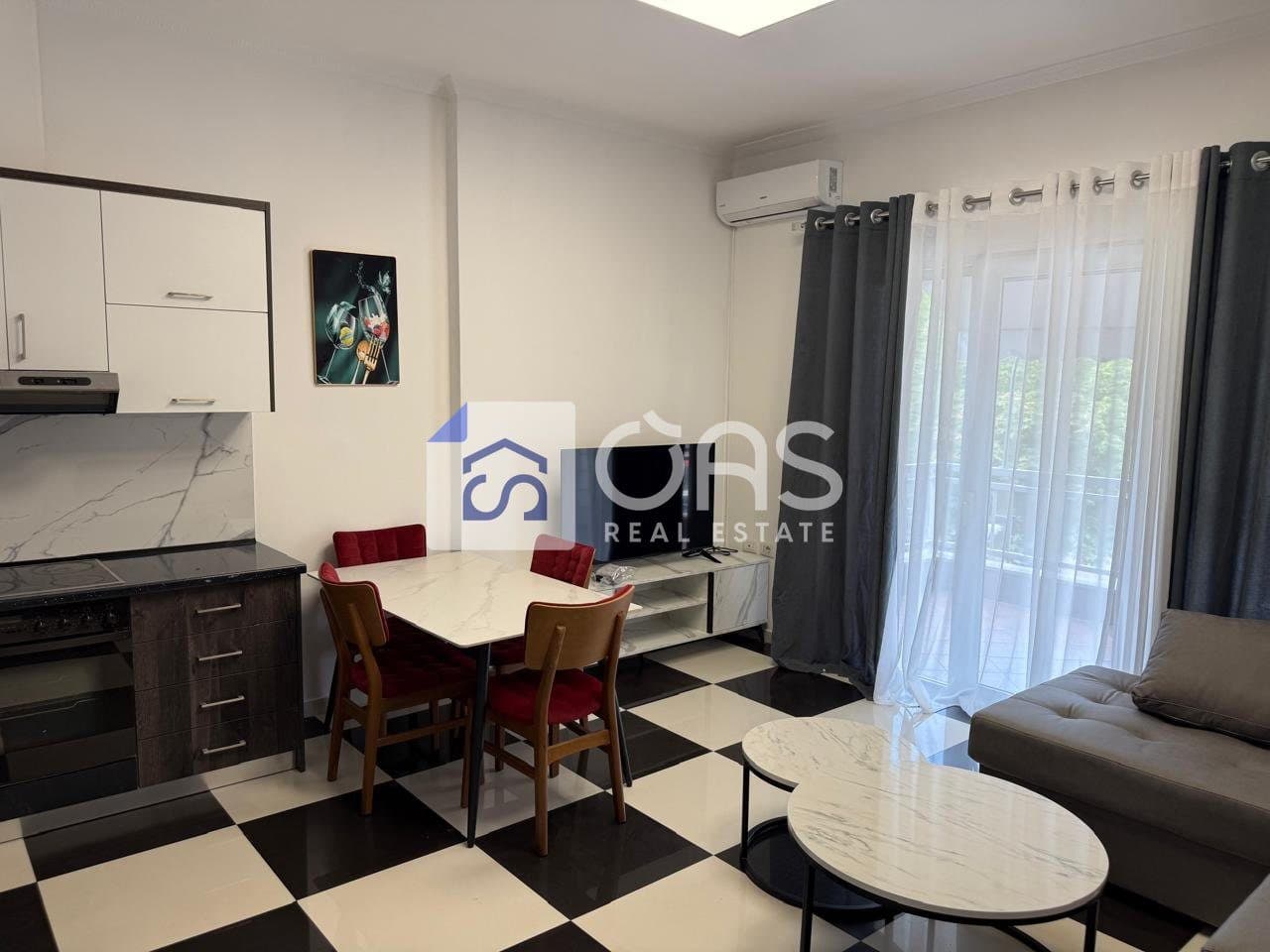 Jepet apartament me qera 1+1 ne Porcelan 3