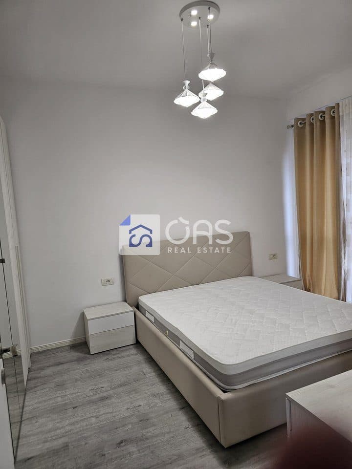Jepet me qera apartament 2+1 tek 5 Maji 3