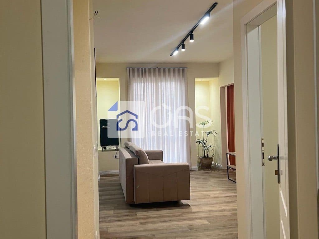 Jepet me qera apartament 2+1 Pazari i ri 3