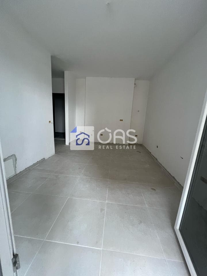 Shitet Apartament 1+1 Tek Univers City