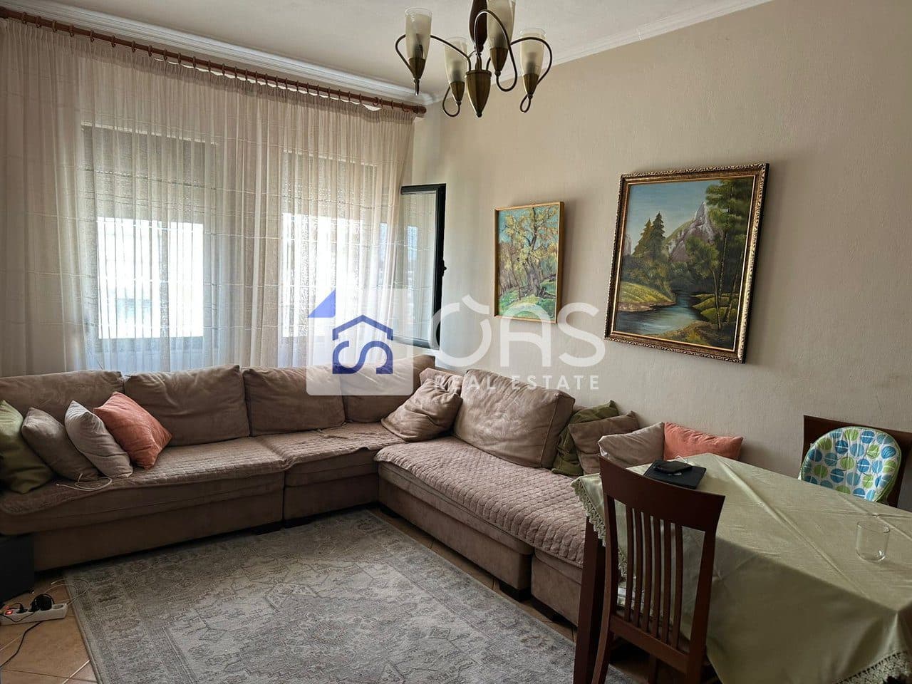 Jepet me qera apartament 2+1 ne Fresk