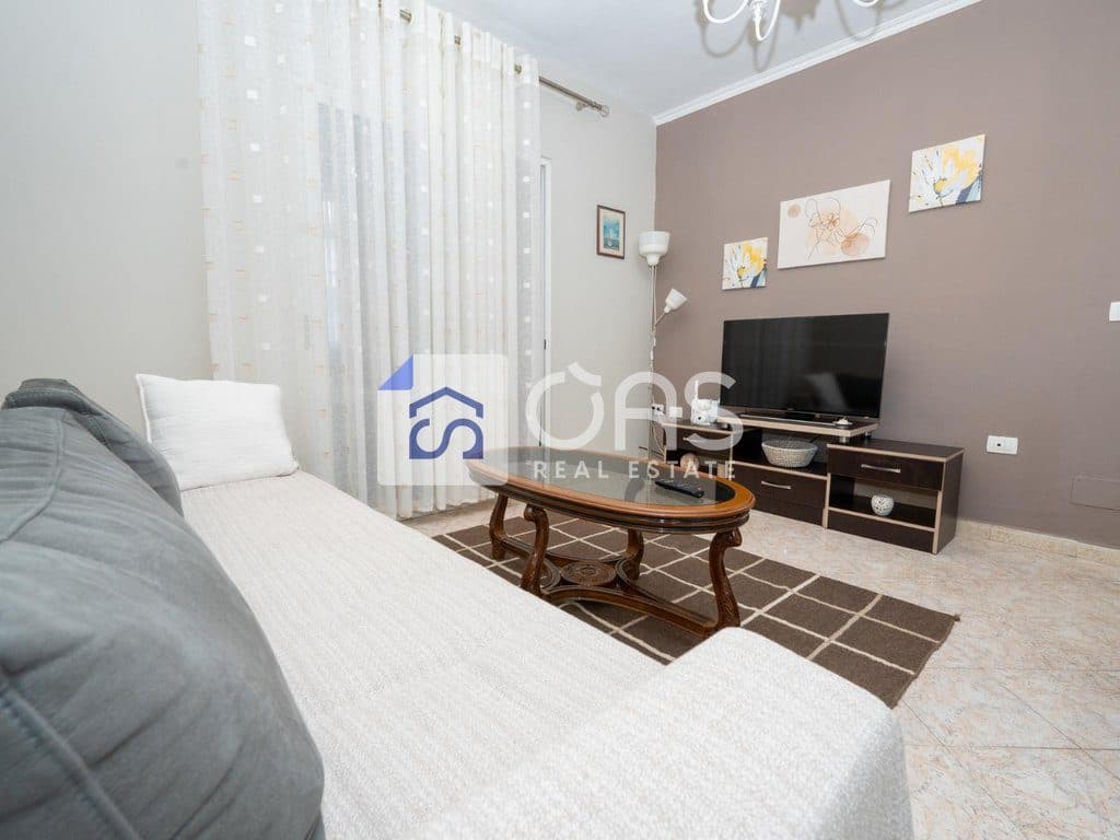 Jepet me qera apartament 2+1 tek Sheshi Willson 4
