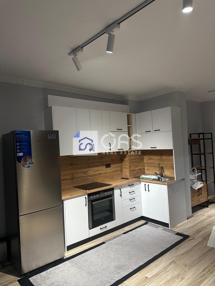 Apartament 2+1 Me Qira në Kopshtin Botanik Zoologjik, Tiranë - 700€ | 104 m² 2