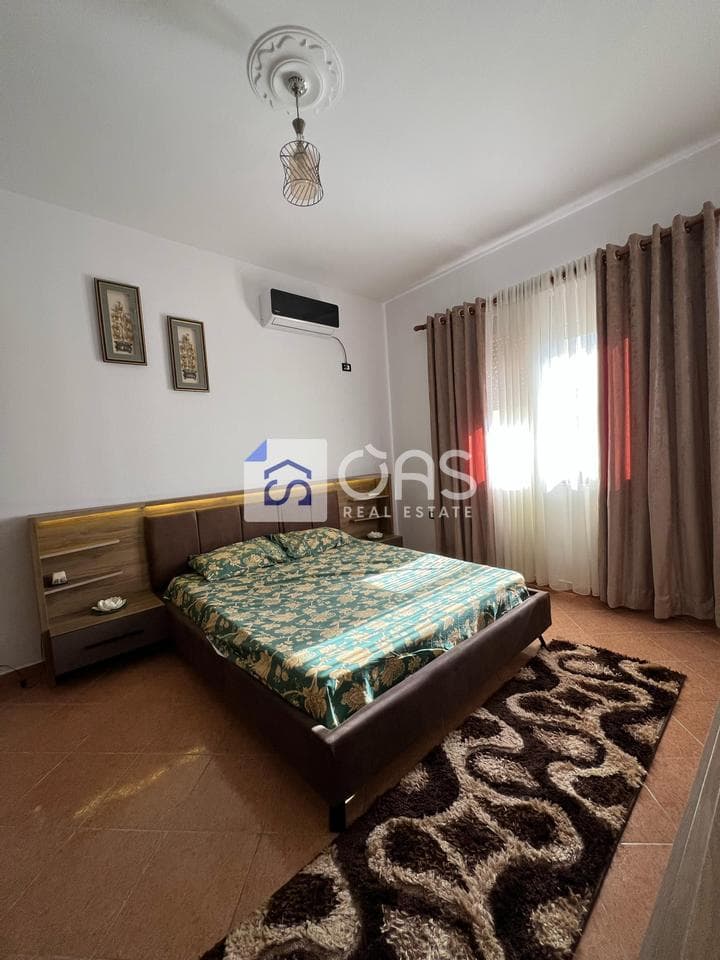 Jepet me qera apartament 2+1+ post parkimi te Siri Kodra. 4