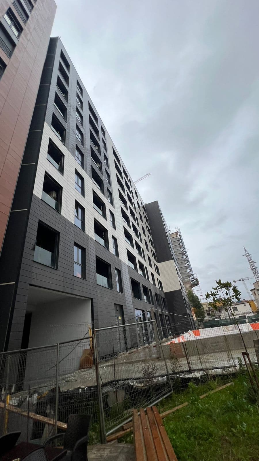 Shitet apartament 2+1 ne Bulevardin e Ri Siperfaqe:83.7m2 163.810 euro 2