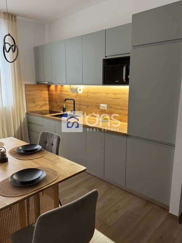 Apartament 2+1 Me Qira në Rruga e Durrësit, Tiranë - 950€ | 90 m² 4