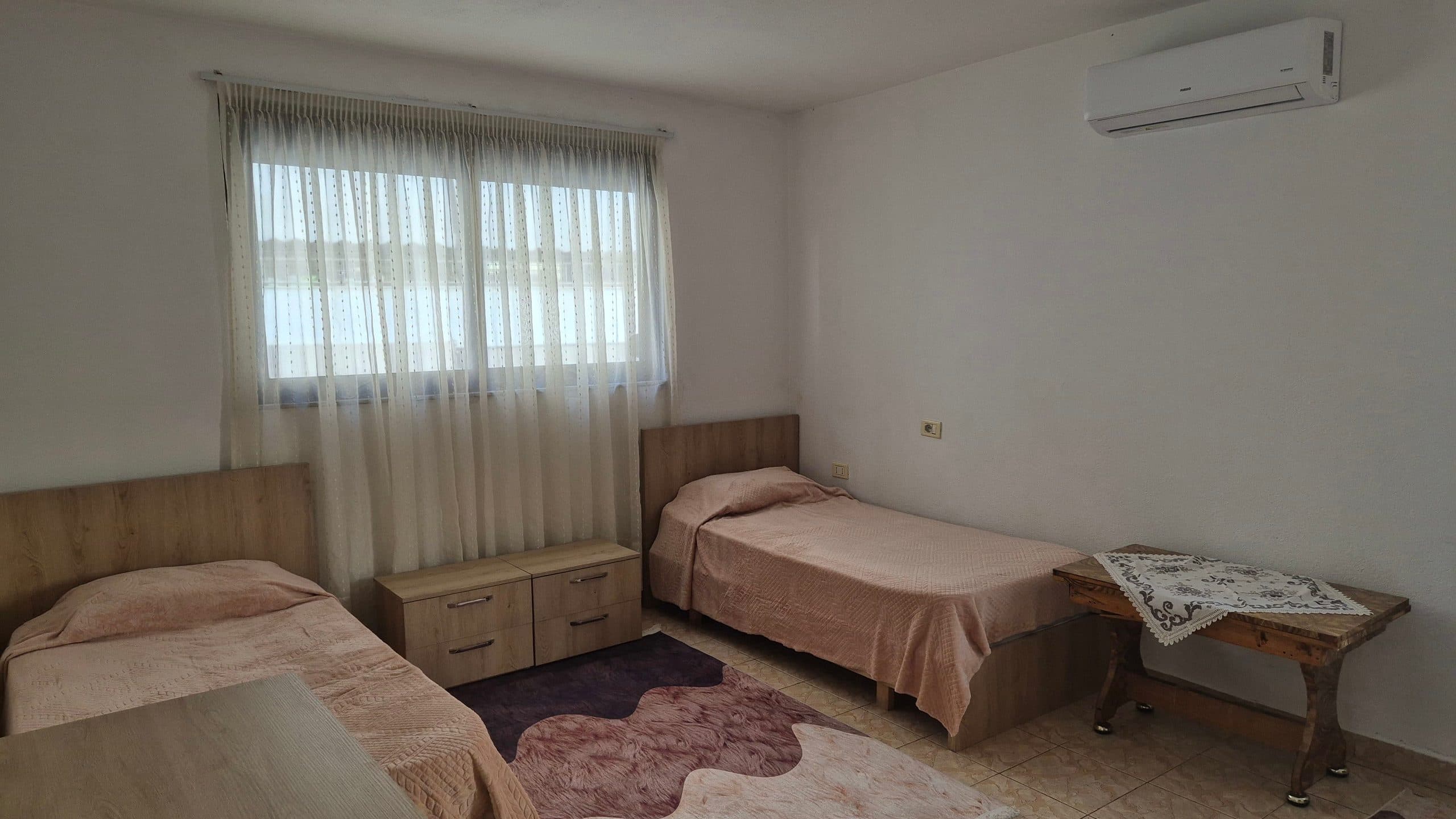 Jepet apartament me qera 2+1 Sheshi Willson